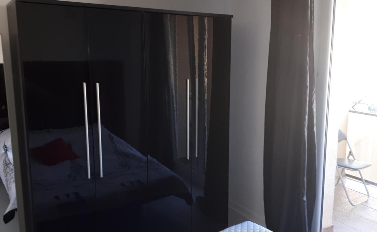 Apartamenty Centrum Rynek Market City Center Kielce Buitenkant foto